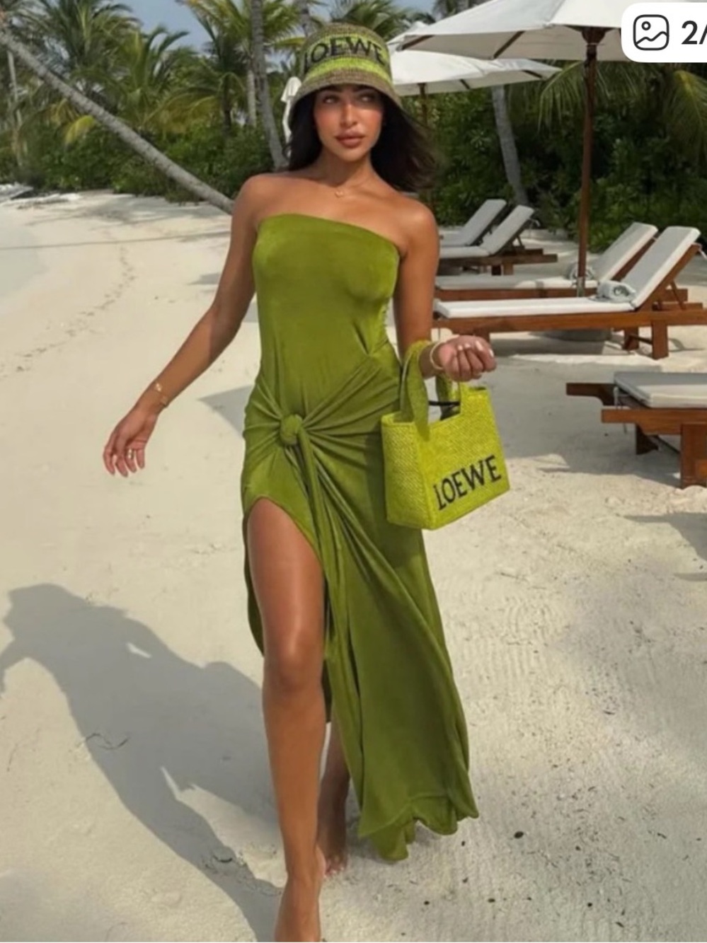 Leslie Amon dress